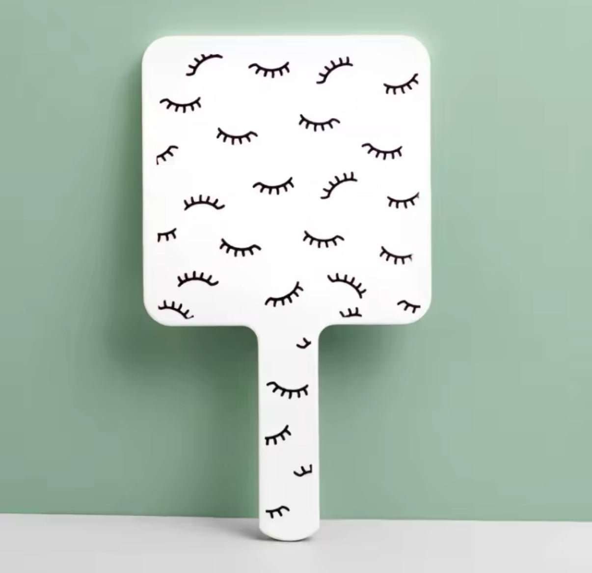 Lash Mirror